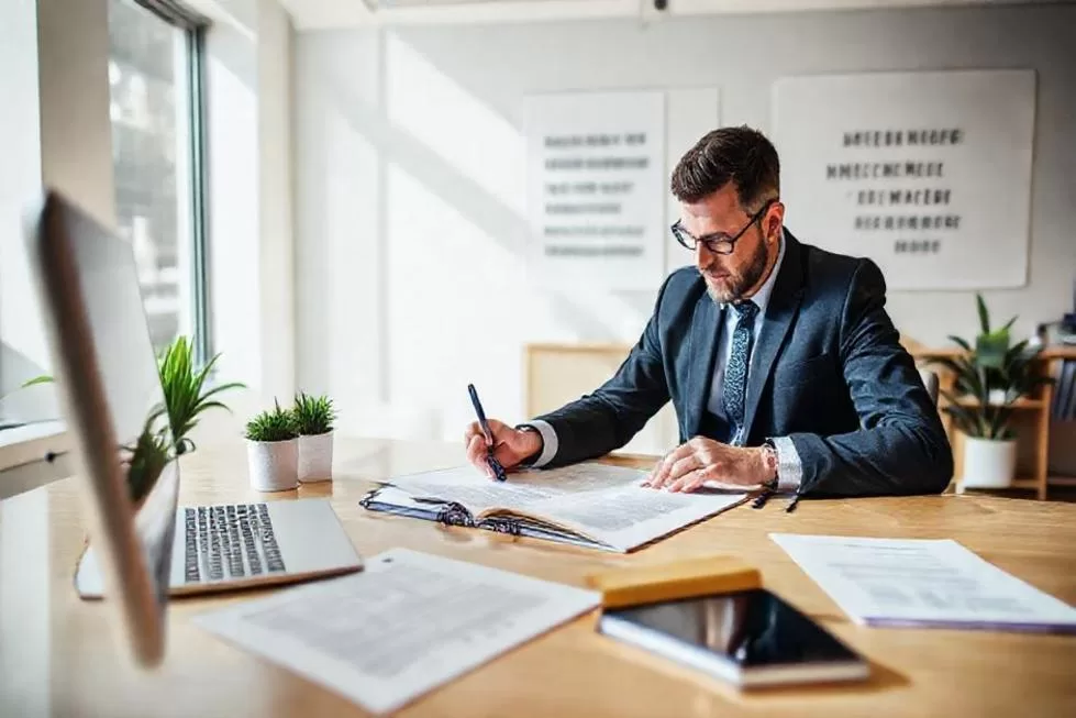 Entenda a Carta do Gestor: Seu Guia Completo Para Investimentos em Fundos